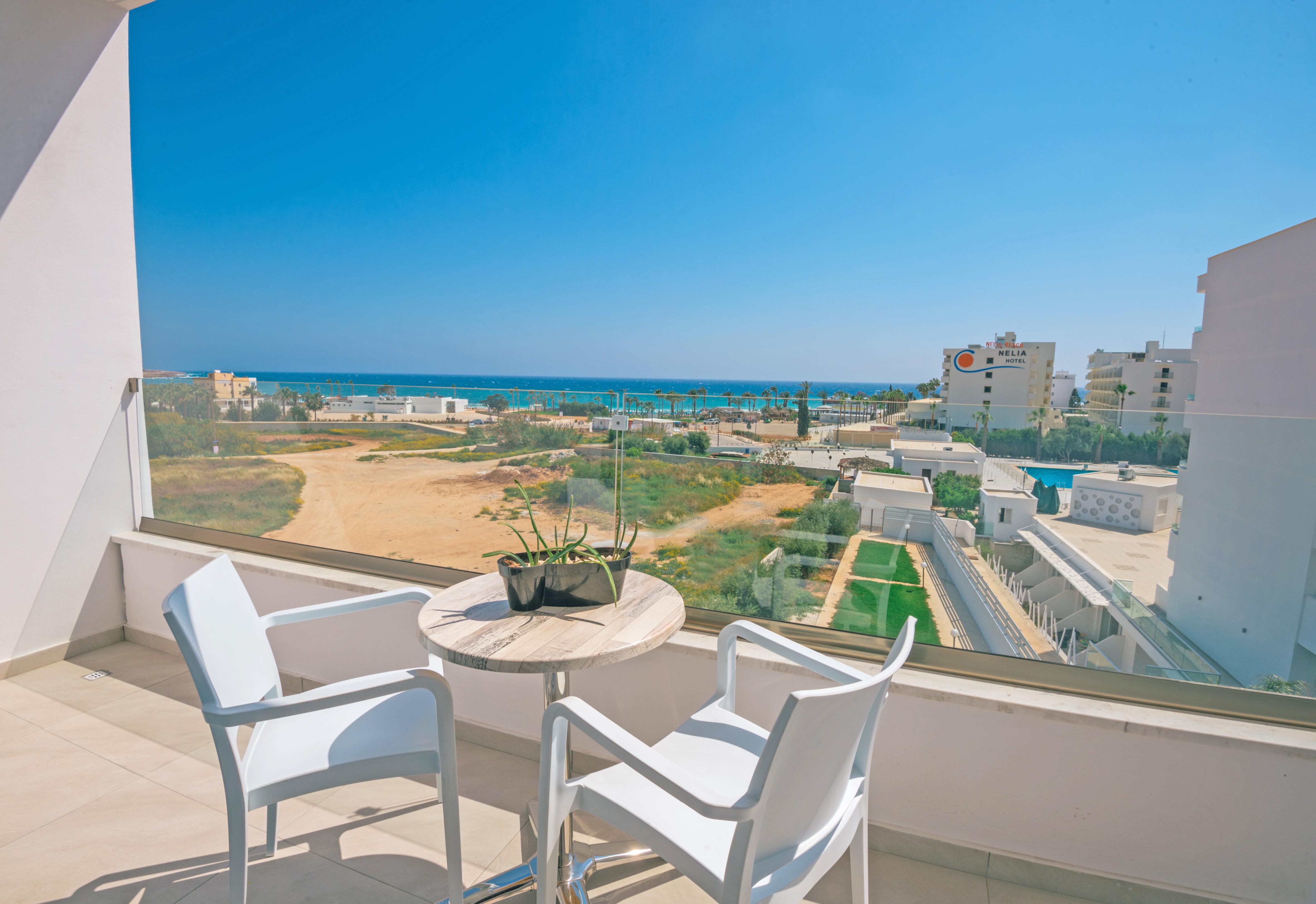 New Famagusta Hotel & Suites Agia Napa Exterior foto